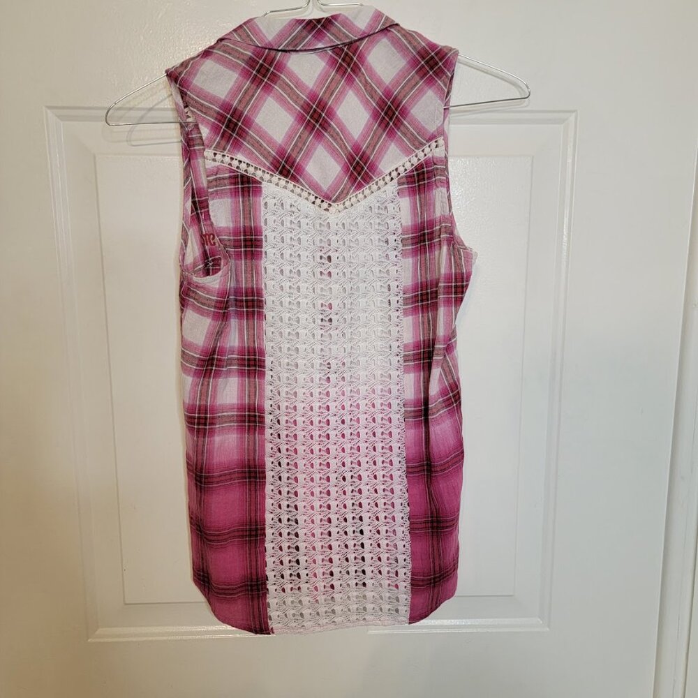 Miss Me Pink Plaid Sleeveless Shirt with Lace Back Size M – Western Boho Festiva - Picture 11 of 11